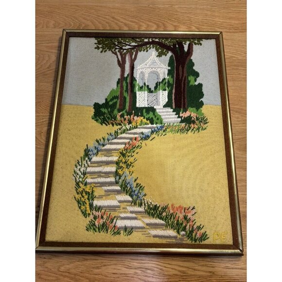 1950s Vintage Framed Garden Gazebo Picture Yarn Art Needle Point 19x15" - Picture 1 of 16